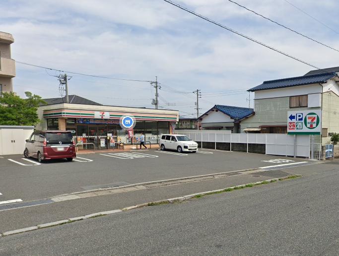 セブンイレブン 徒歩6分