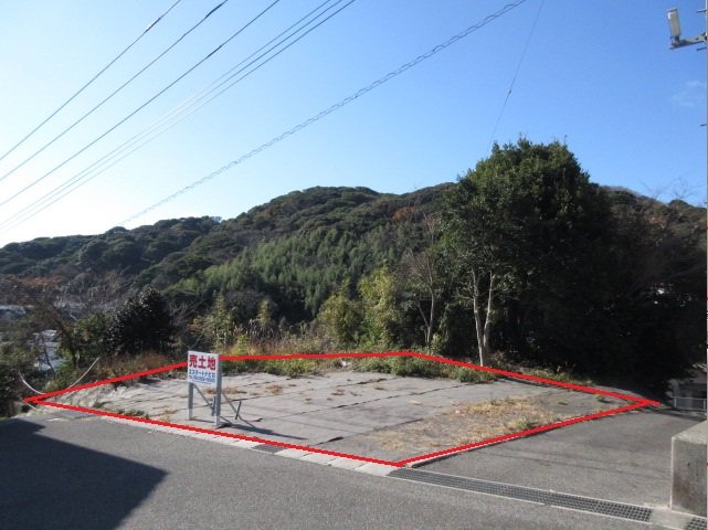 土地北側隣接地と飛翔台公園